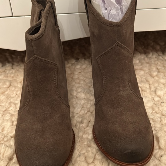 Splendid Smoke women’s bootie size 10 brand new in box - Picture 2 of 10